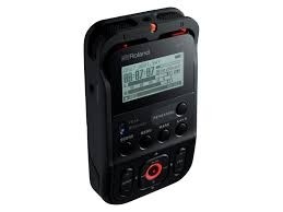 Roland R07 BK Black